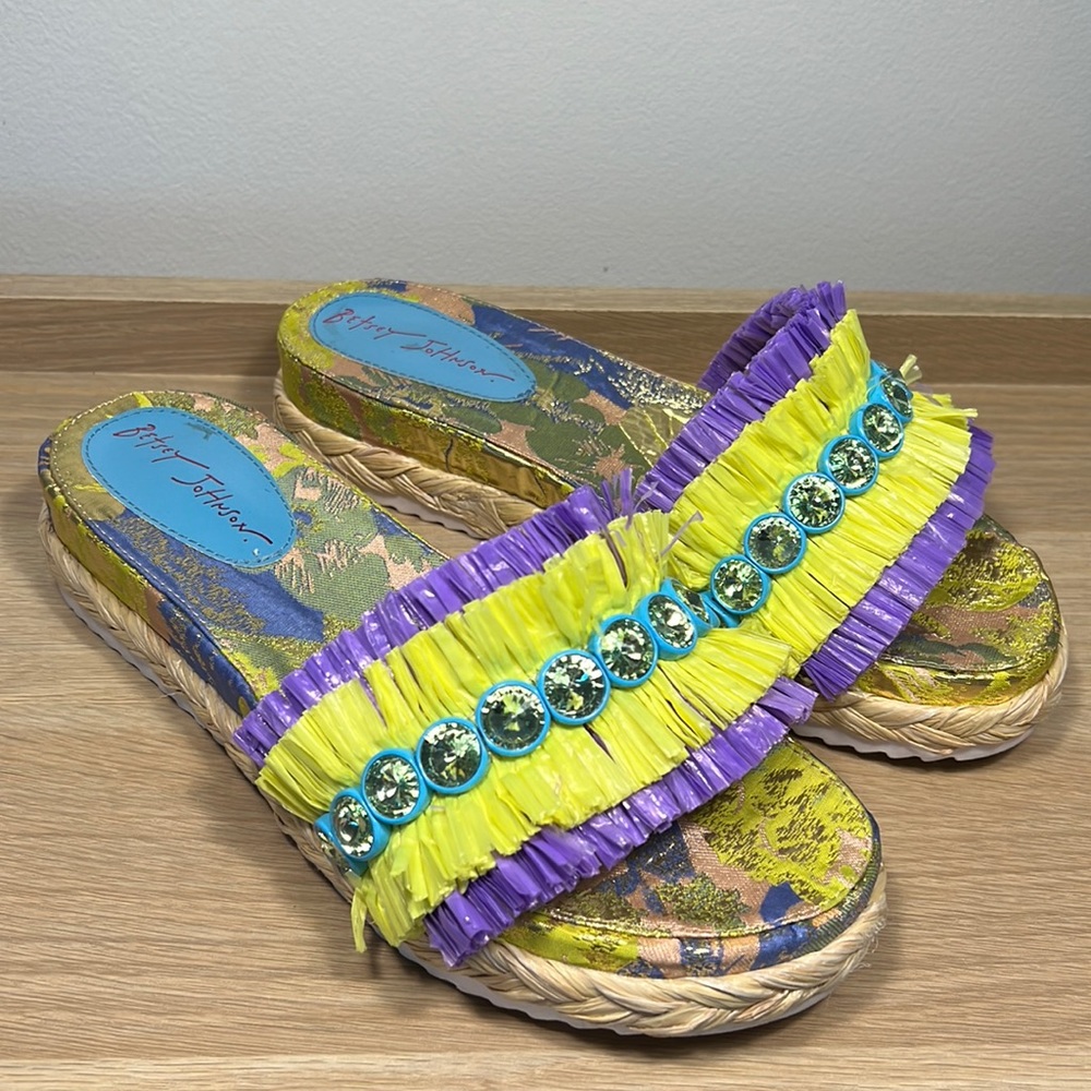 Betsey Johnson Vacation Elation Slide Sandals Espadrilles size 10 no box
